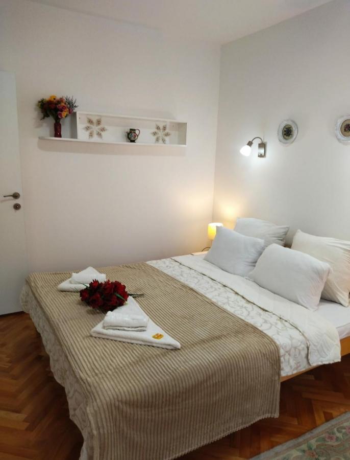Palace Luxury Apartments The Heart Of 베오그라드 외부 사진
