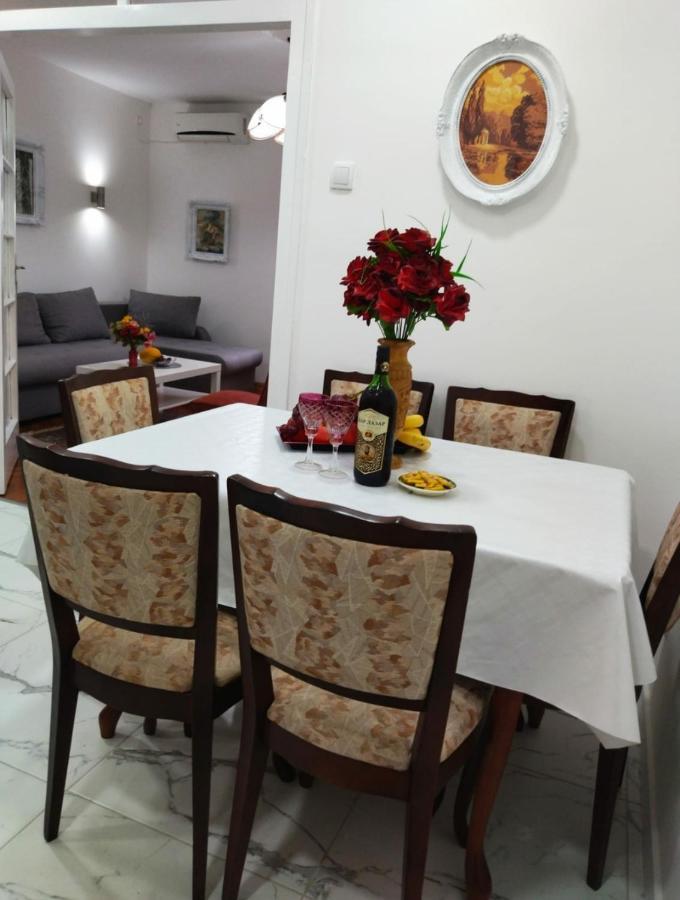 Palace Luxury Apartments The Heart Of 베오그라드 외부 사진